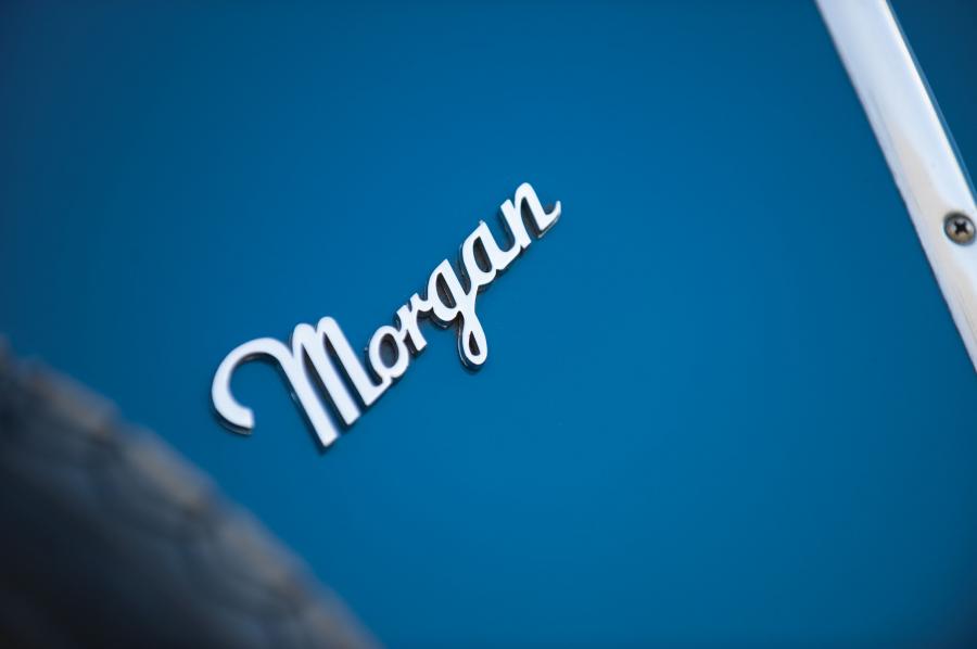 Логотип Morgan 4/4 Series V Roadster 1964 года  (фото 2 из 7)